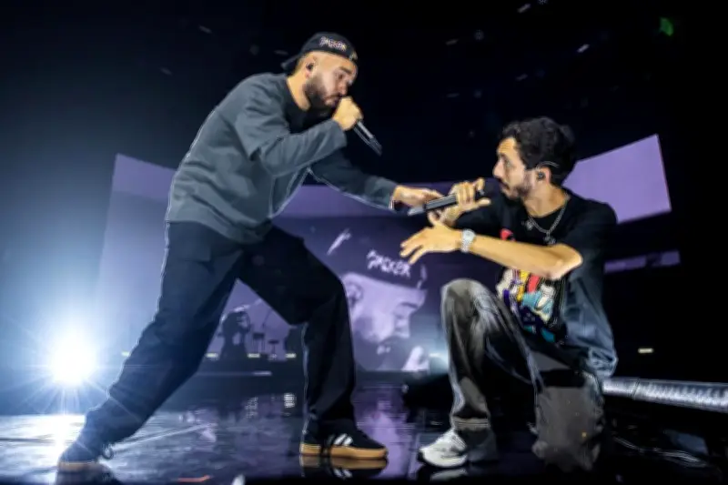 Les CM1 de Virazeil chantent pour attirer Big Flo et Oli à Garorock