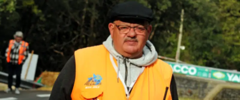 Les commissaires de course, piliers de l'ombre du sport automobile en Occitanie