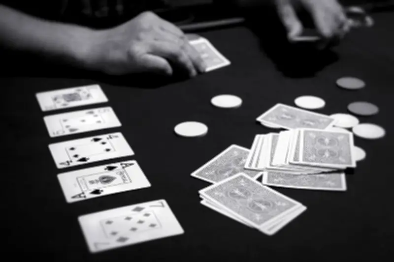 Les damnés du carré d'as : quand le poker provoquait frissons et dépendance