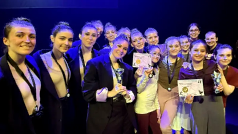 Les danseuses de Kor'Accords brillent à Agde et se qualifient pour la finale nationale