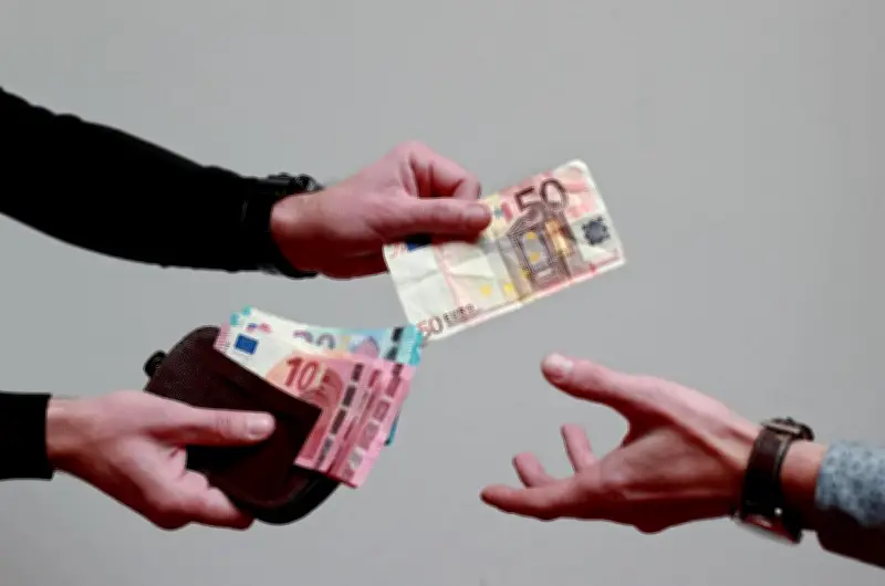 Les députés veulent faciliter l'acompte sur salaire pour soulager les fins de mois difficiles