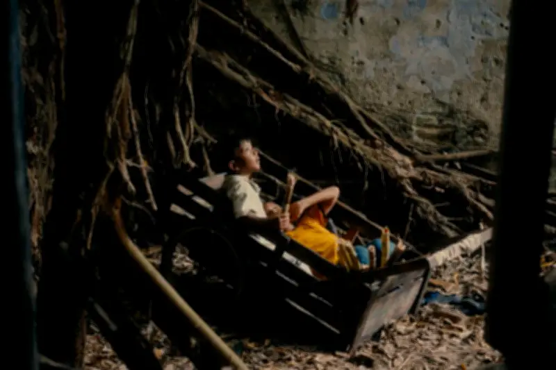 Les Fleurs du Manguier : un périple poignant de deux enfants rohingyas en mer