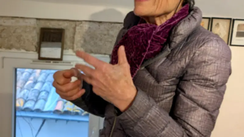 Les Galets Rouges à Plaissan : l'art contemporain s'invite dans les foyers