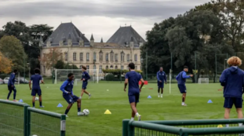 Les Girondins condamnés à verser 300 000 euros à d'anciens formateurs en CDD