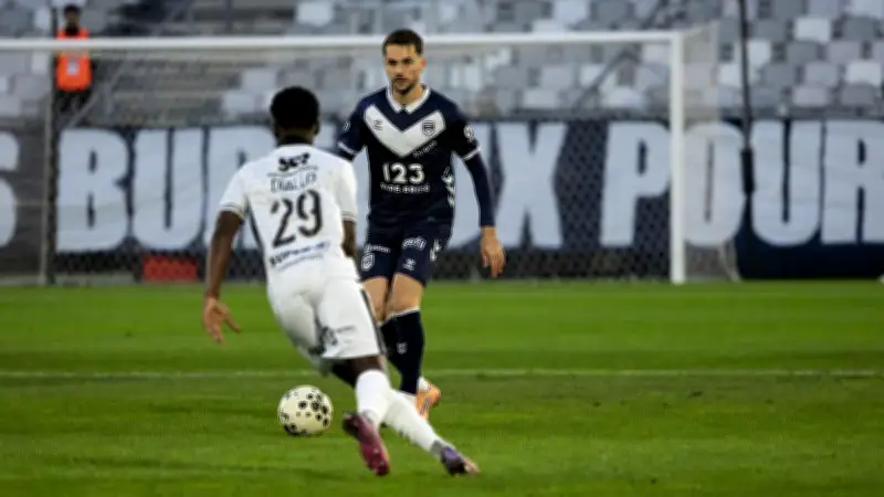 Les Girondins retrouvent leur densité sous Rio Mavuba, une concurrence relancée
