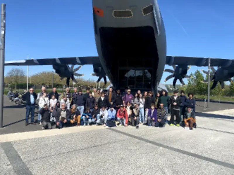 Les jeunes du BIA découvrent l'A350 et Aeroscopia grâce à l'Aéroclub du Sarladais