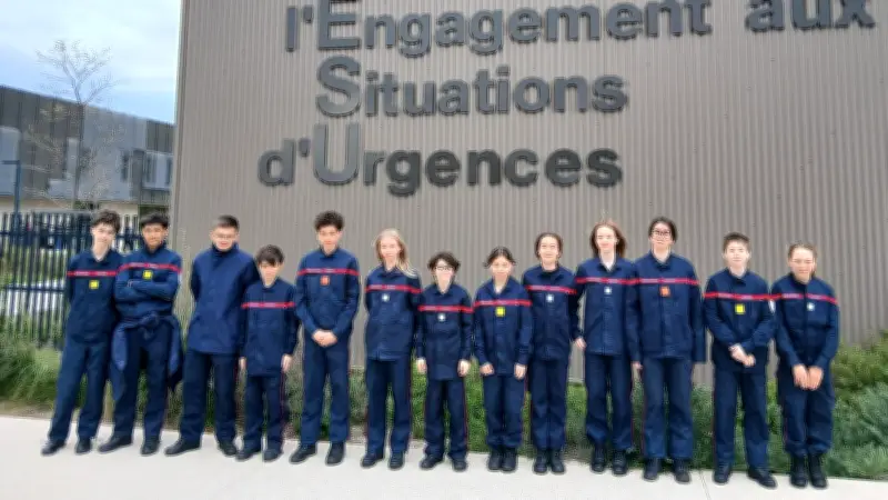 Les Jeunes Sapeurs-Pompiers du collège du Jaur découvrent les coulisses de l'urgence