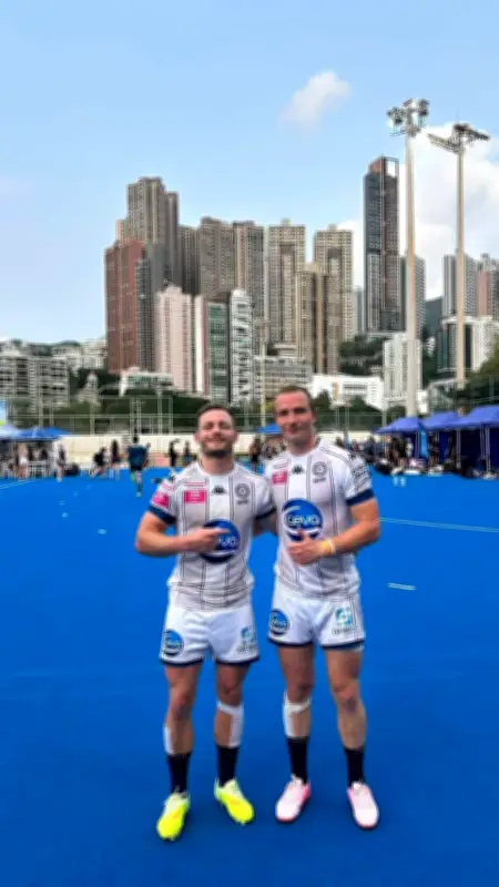 Les Langonnais Castanier et De Fleurian brillent au tournoi de rugby à 10 de Hong Kong