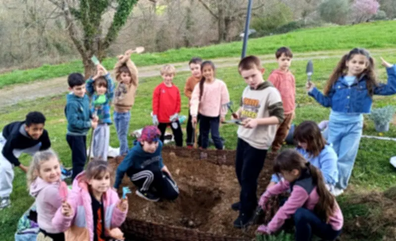 Les élèves de Doazon créent un jardin pédagogique pour la biodiversité
