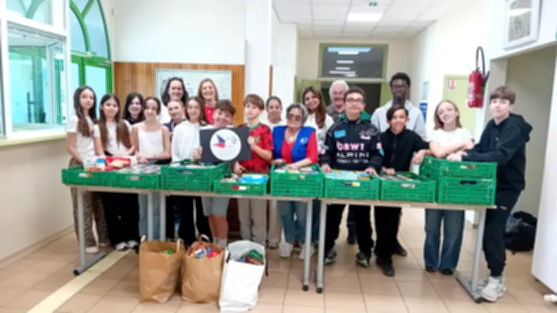 Les élèves du collège Voltaire organisent une collecte solidaire pour le Secours populaire