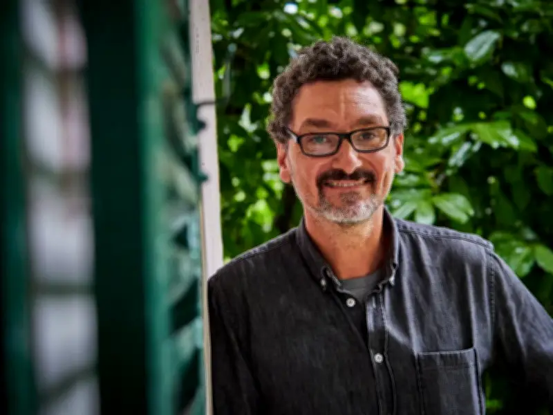 Les meilleures ventes de livres : Vargas en tête, Foenkinos en seconde position
