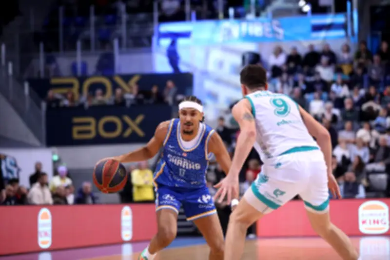 Les Sharks d'Antibes enchaînent une deuxième victoire malgré une panne de chrono à Châlons