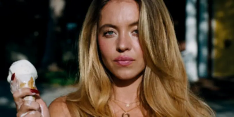 Les séries de la semaine : Euphoria, Malcolm, Big Mistakes et Vrais Voisins Faux Amis