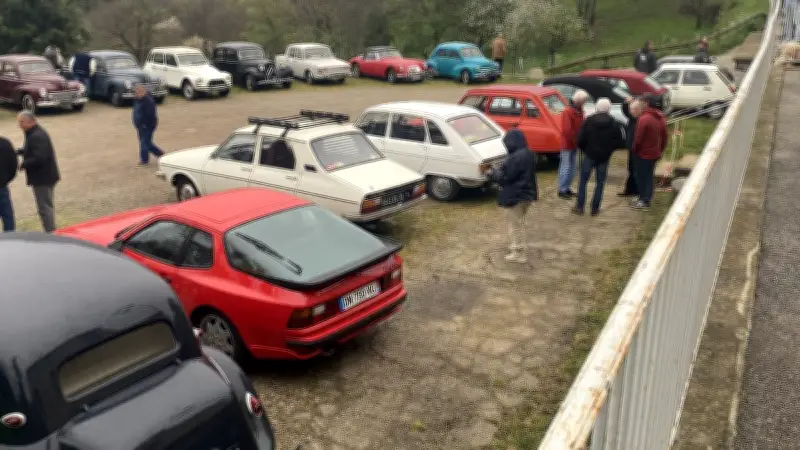 Les Vieilles roues cévenoles célèbrent 20 ans de passion pour les véhicules anciens