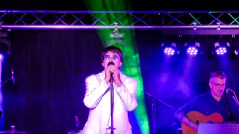 Let It Back fait revivre les Beatles au Jazz Corner de Sommières