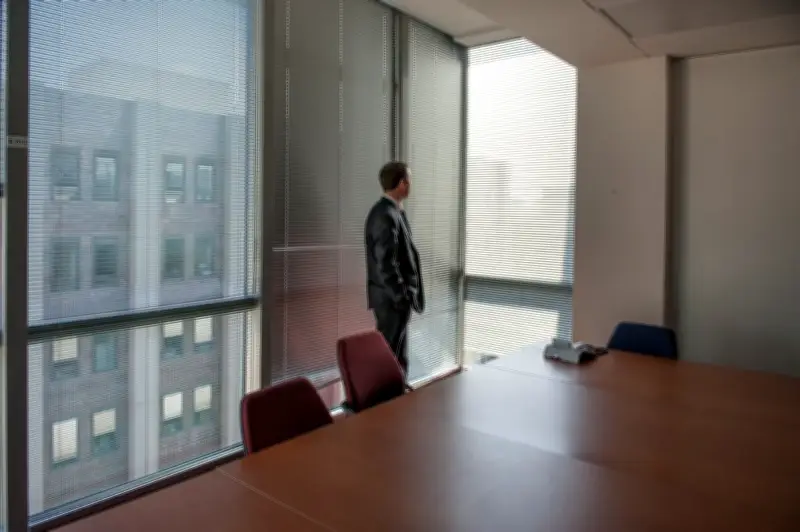 Lia règle les comptes des salariés des banques, traités comme 'de la chair à canon'