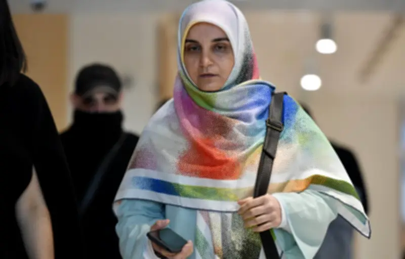 Libération d'une Iranienne en France : un échange lié aux otages français en Iran ?