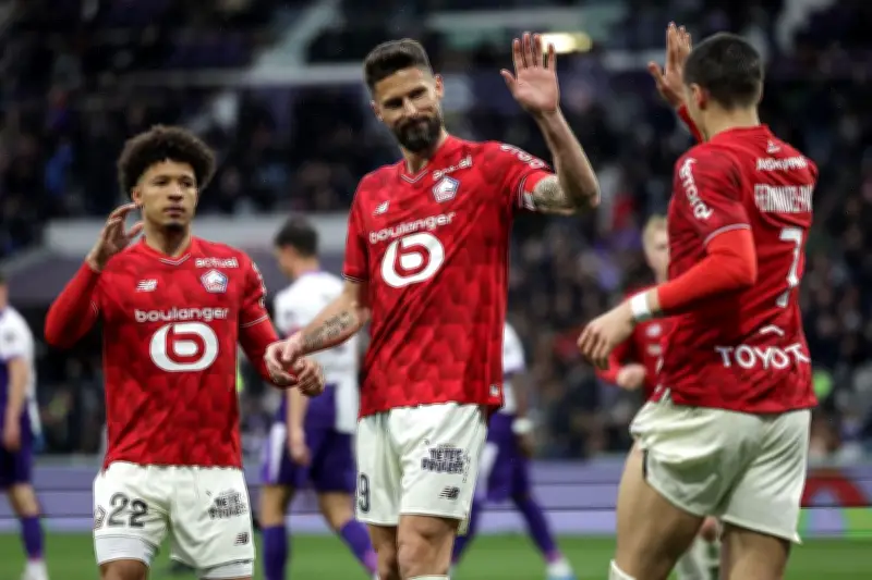 Ligue 1 : Le PSG solide leader, la bataille pour le podium s'intensifie