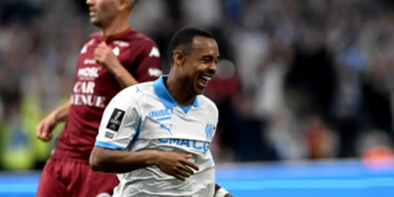 Ligue 1 : l'OM bat Metz et grimpe provisoirement sur le podium