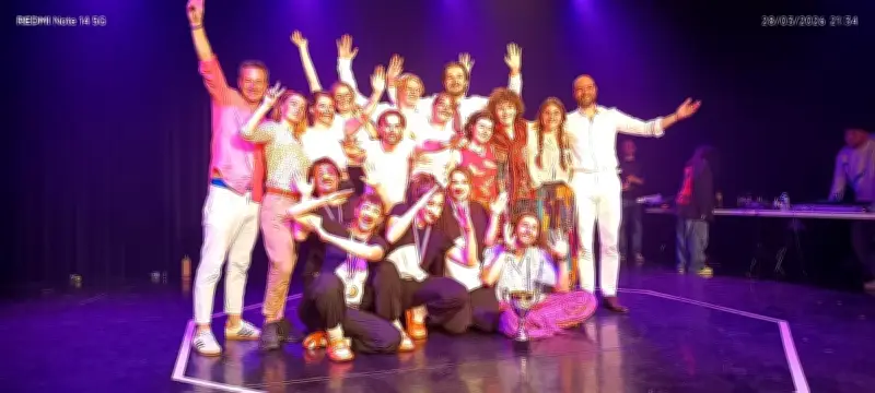 L'improvisation théâtrale triomphe à Lormont avec la finale du Florent Impro Tour