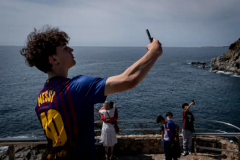 Lloret de Mar : le paradis des masculinités toxiques décrypté par une anthropologue