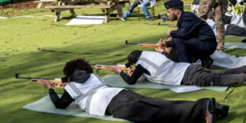 Loi militaire : création d'un état d'alerte de sécurité nationale face aux tensions