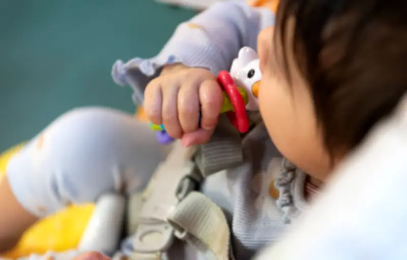 Loire-Atlantique : un dispositif bénévole pour pallier la saturation de la protection de l'enfance