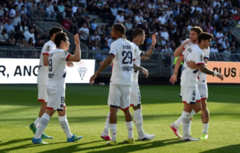 L'OM freiné par Nice, Lyon enchaîne, le PSG se rapproche du titre