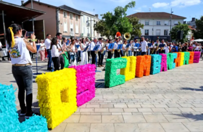 Los Cumbancheros anime le château de Nahuques avec un spectacle brésilien gratuit
