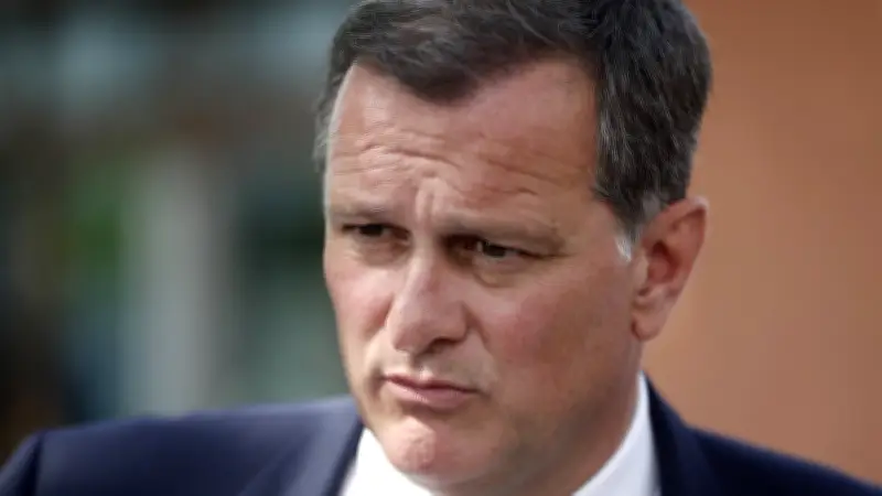 Louis Aliot représentera le RN à l'hommage de Charlie Kirk aux États-Unis