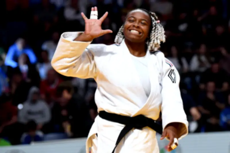L'équipe de France de judo à Tbilissi : un mélange d'expérience et de jeunesse pour les Championnats d'Europe