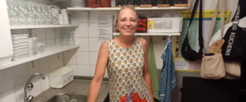 Lucie Duda, 58 ans, saisonnière à la plonge : « Je n’ai pas besoin de plus »