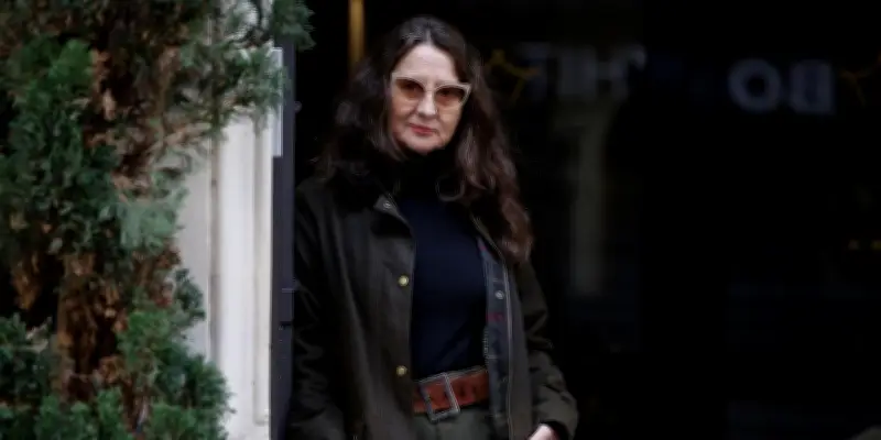 Lucrecia Martel dénonce l'arbitraire du langage dominant en Argentine avec 'Nuestra Tierra'