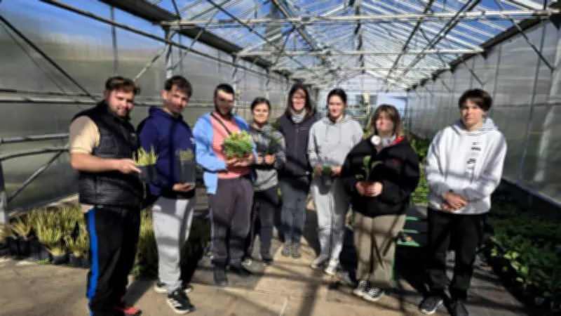 Lycée agricole : une vente de plantes pour financer un voyage d'étude en horticulture