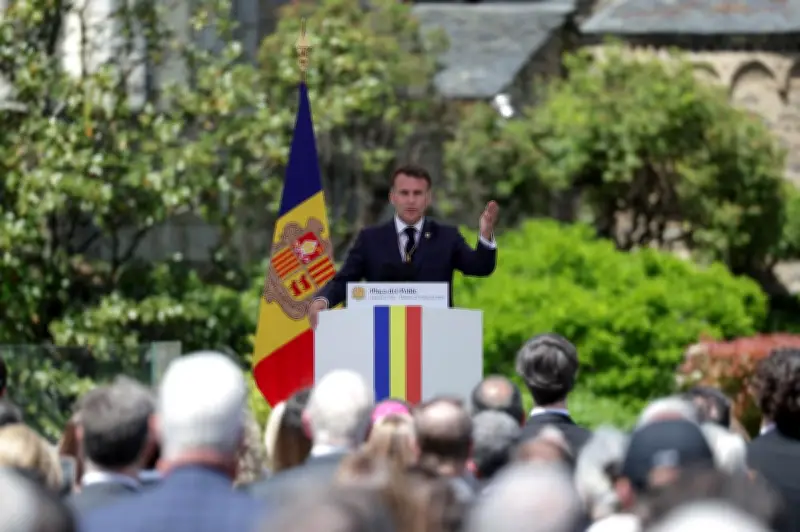 Macron appelle l'Andorre à dépénaliser l'avortement et à rejoindre l'UE