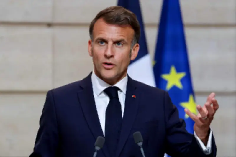 Macron assiste à un exercice militaire de haute intensité dans l'est de la France