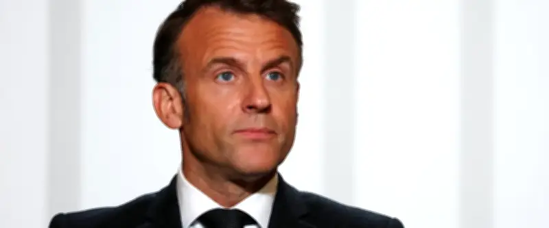 Macron dénonce les reculs écologiques du Parlement et du gouvernement