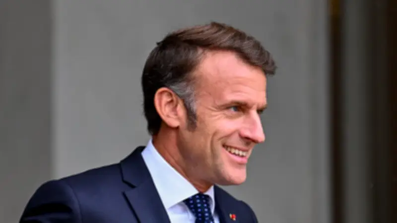 Macron : l'UE n'a pas été "assez crainte" face aux États-Unis
