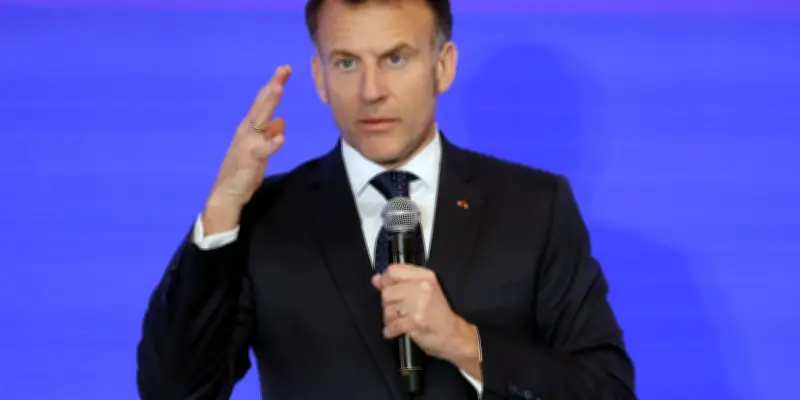 Macron répond à Trump qui accuse la France de manquer de coopération sur l'Iran