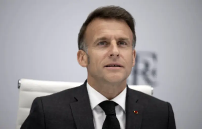 Macron veut appliquer la méthode des JO et de Notre-Dame à tous les projets agricoles et industriels