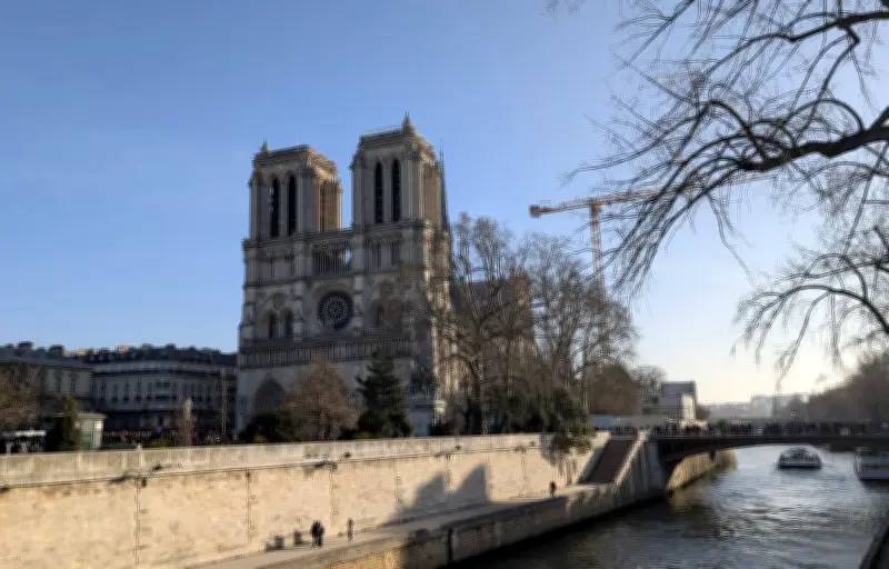 Macron veut appliquer la méthode Notre-Dame aux projets stratégiques