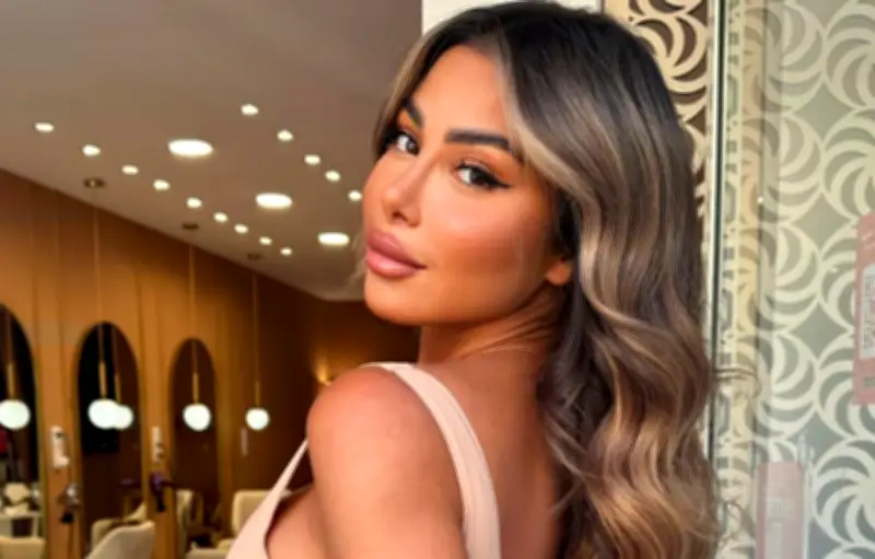 Maeva Ghennam enceinte : elle annonce sa première grossesse