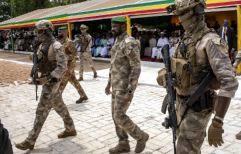 Mali : attaques coordonnées des djihadistes et rebelles touaregs, le ministre de la Défense tué