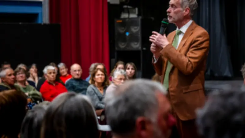 Marc-André Selosse alerte sur la dégradation alarmante des sols vivants en France