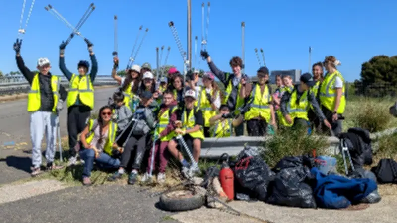 Marche verte des écodélégués de Florensac : 10 sacs de déchets collectés