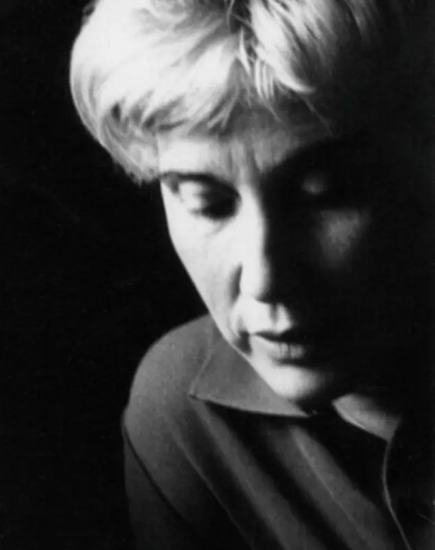 Maria Foldes dévoile Cluj-Napoca dans 'La Promenade', un roman captivant