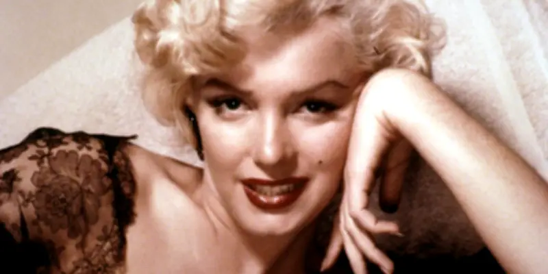 Marilyn Monroe : de la gloire hollywoodienne à la victime du star-system