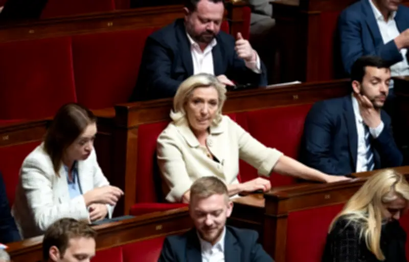 Marine Le Pen préfère affronter le bloc central plutôt que Mélenchon