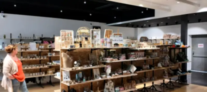 Marsac-sur-l'Isle : La Boutique des artisans valorise le savoir-faire local au centre Aushopping