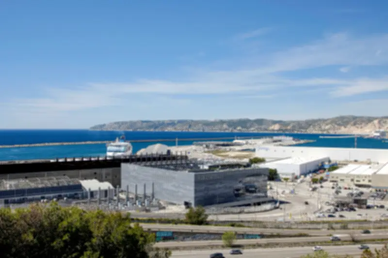Marseille électrifie ses quais pour les paquebots de croisière, une première en Méditerranée